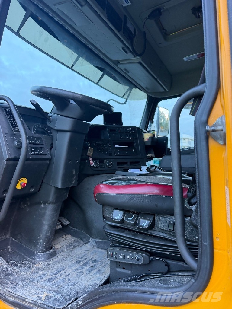 Volvo FMX 380 Kiper tovornjaki