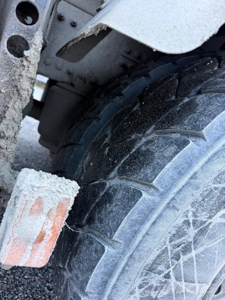 Volvo FMX 380 Kiper tovornjaki