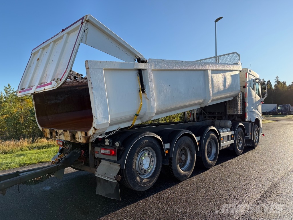 Volvo FH 13 540. 10x4/4-4300. Kasdettiyhdistelmä. EURO-6 Tippbil