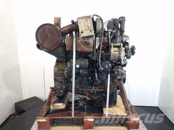 Komatsu/Cummins S4D102E-1/4BT3.9 Engines