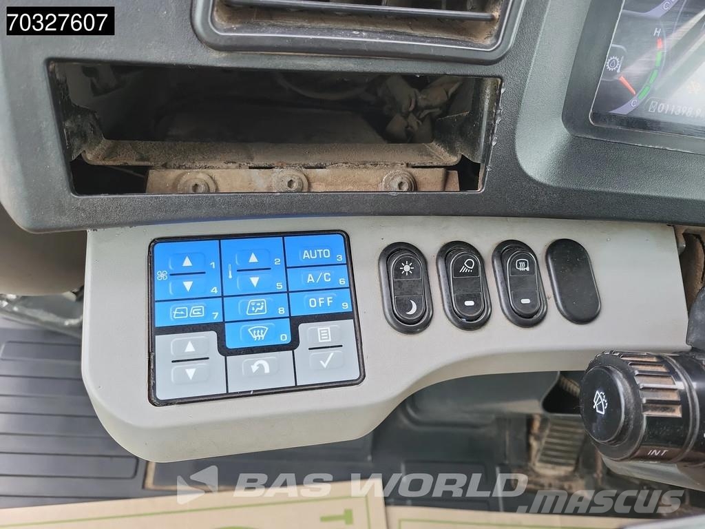Komatsu HM300-3 ساحبات مفصلية