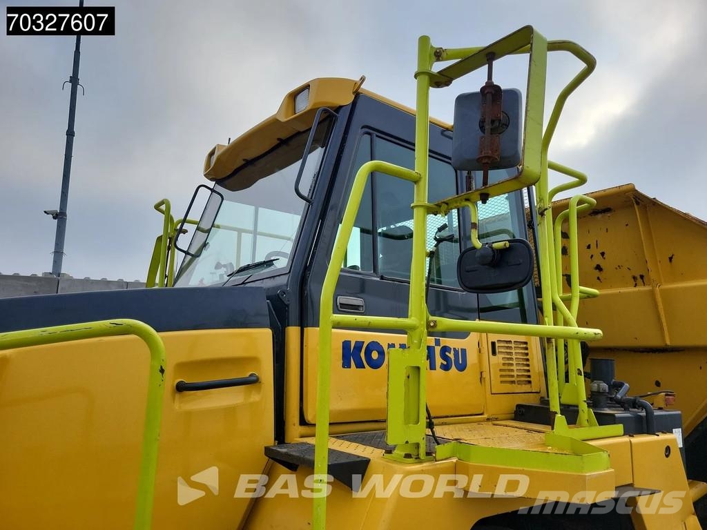 Komatsu HM300-3 ساحبات مفصلية