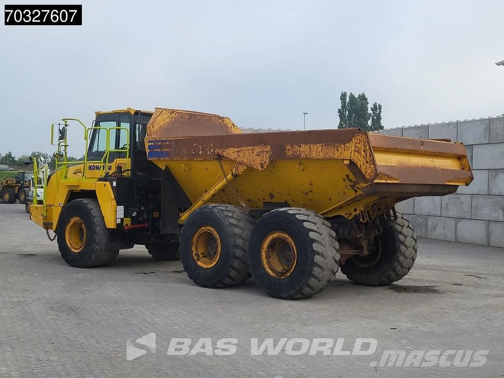 Komatsu HM300-3 ساحبات مفصلية