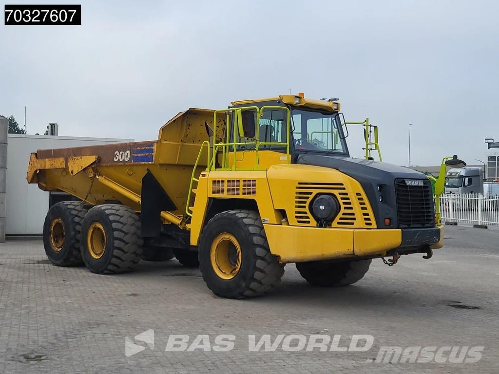 Komatsu HM300-3 ساحبات مفصلية