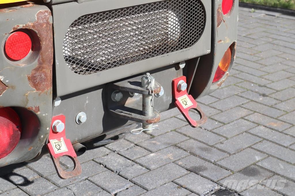 Ausa D100 AHG | ROTATING TIP | LOW HOURS | GOOD TIRES ساحبات مفصلية