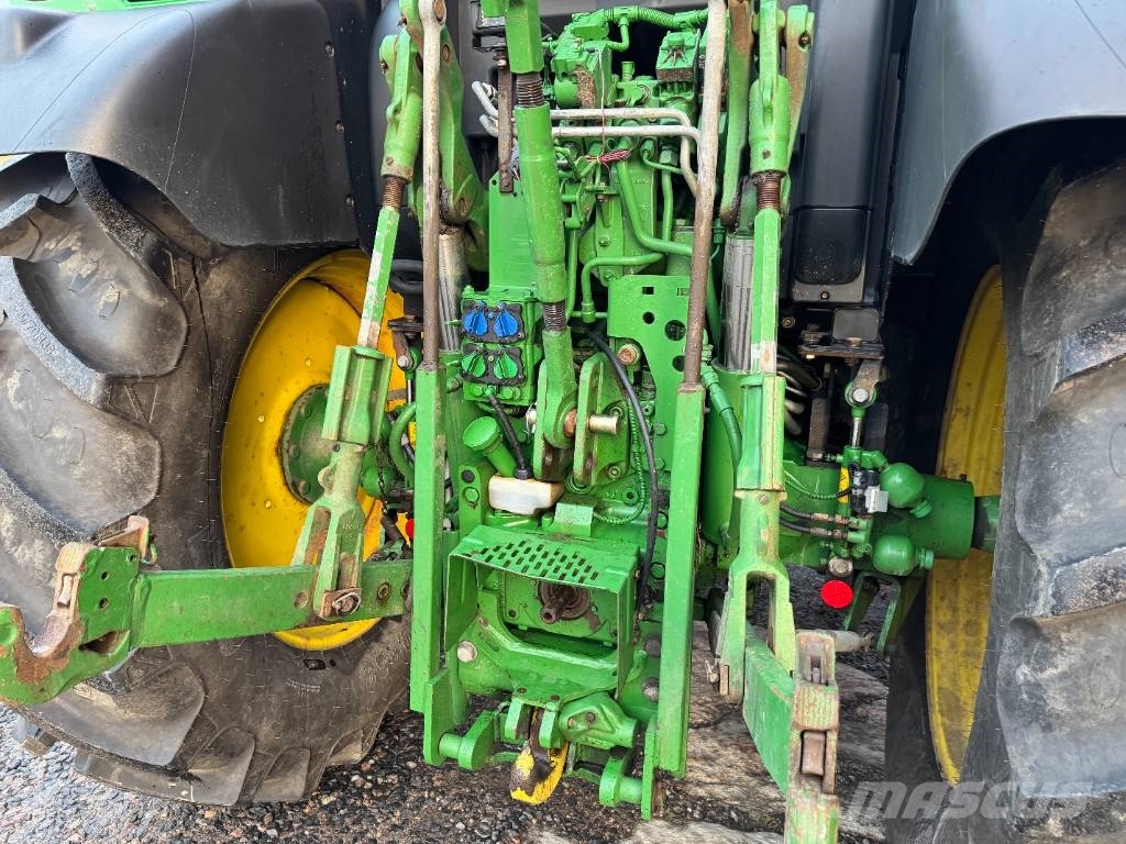 John Deere 6130 R Tractors