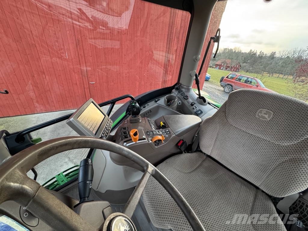 John Deere 6130 R Tractors