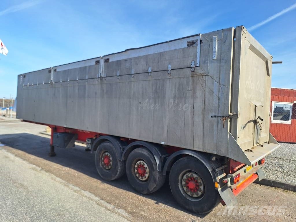 Kel-Berg 3 akslet 48 m3 tiptrailer med nedfældbar side Kippers