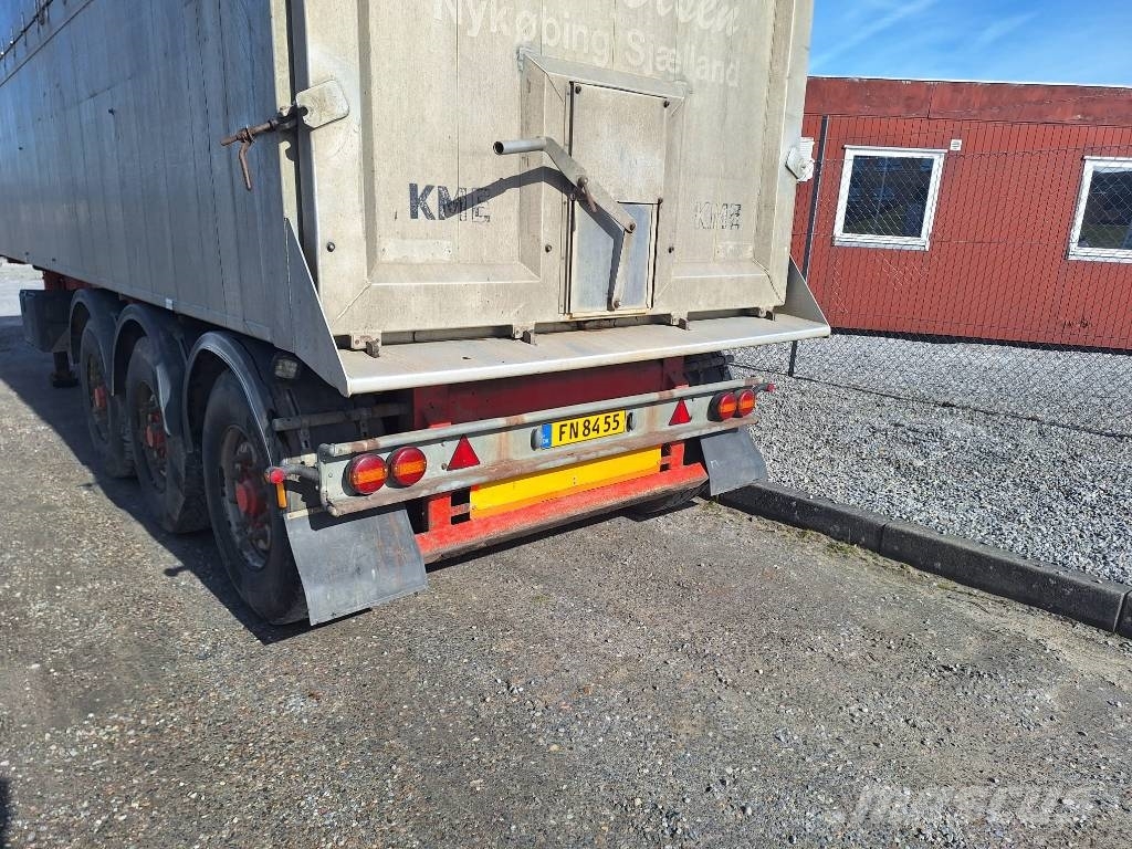 Kel-Berg 3 akslet 48 m3 tiptrailer med nedfældbar side Kippers