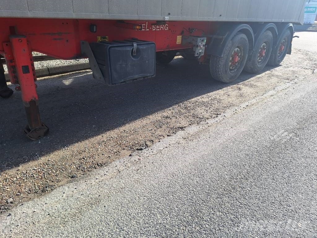 Kel-Berg 3 akslet 48 m3 tiptrailer med nedfældbar side Kippers