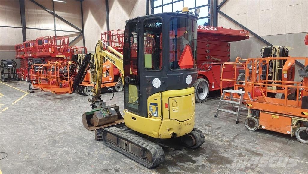 Komatsu PC16R-3HS Excavadoras de ruedas