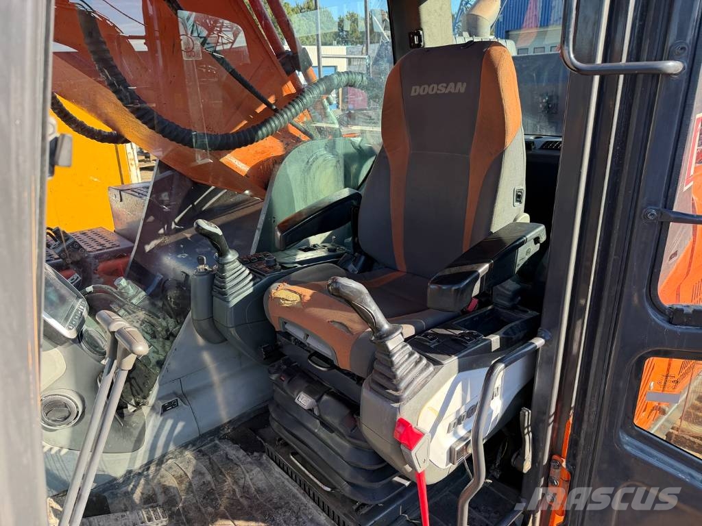 Doosan DX 490 LC-5 Bagri goseničarji