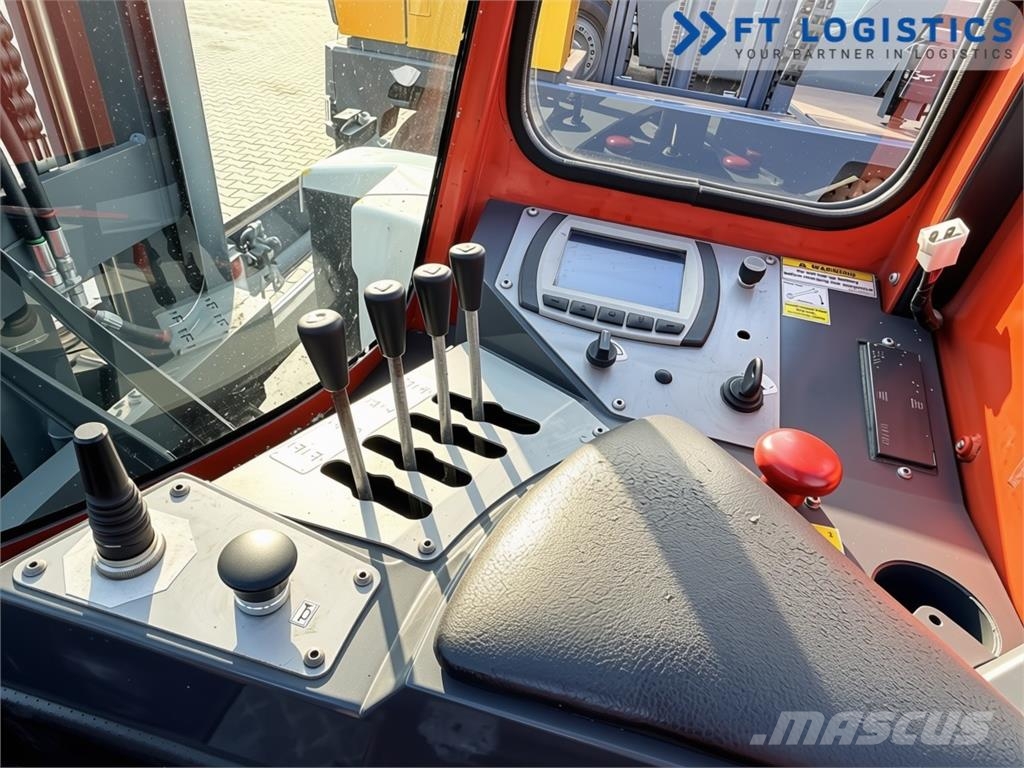 Combilift C3000ET | DUPLEX 4850MM | WIDE FORK POSITIONER | F 四向前伸式堆高機(叉車)