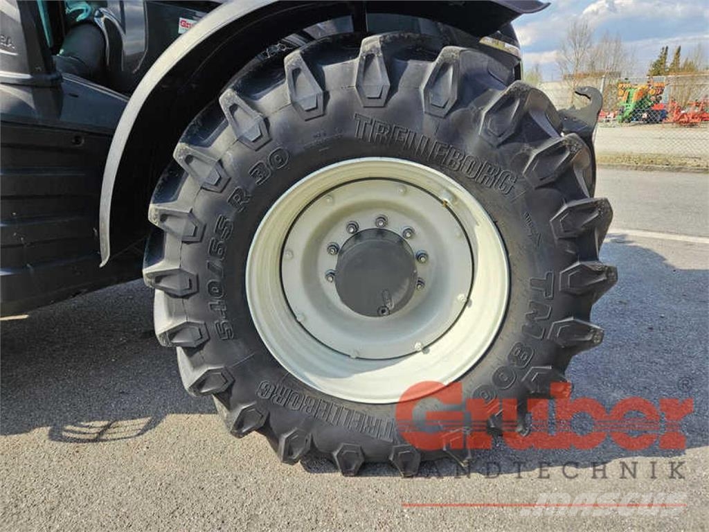 Valtra T 175e D 曳引機