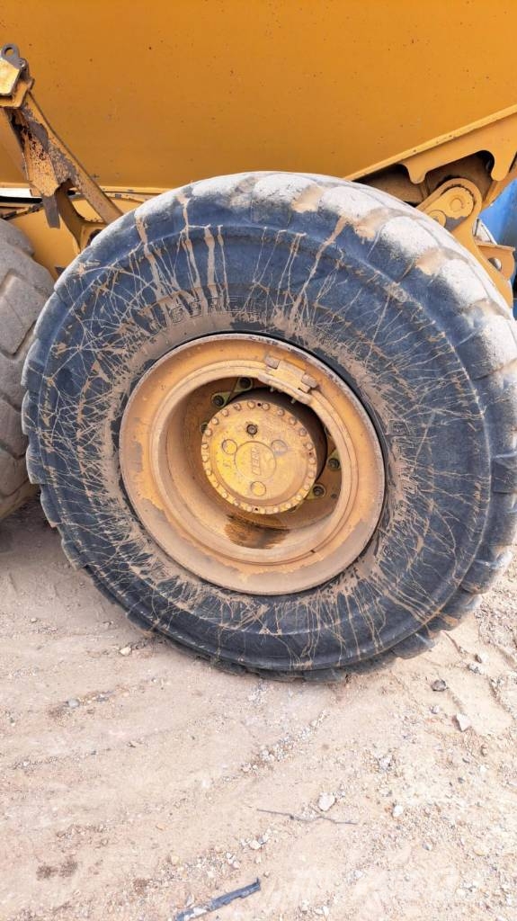 Bell B 30 E Dumper - Knickgelenk