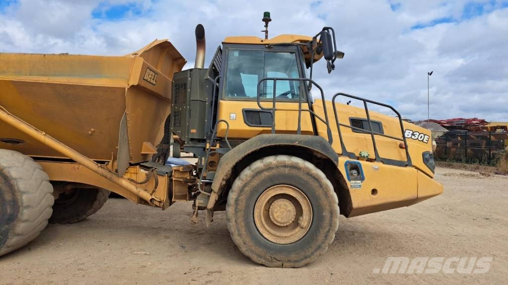 Bell B 30 E Dumper - Knickgelenk