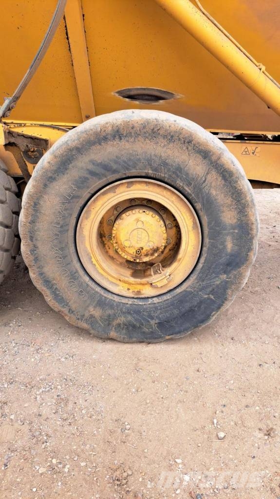 Bell B 30 E Dumper - Knickgelenk