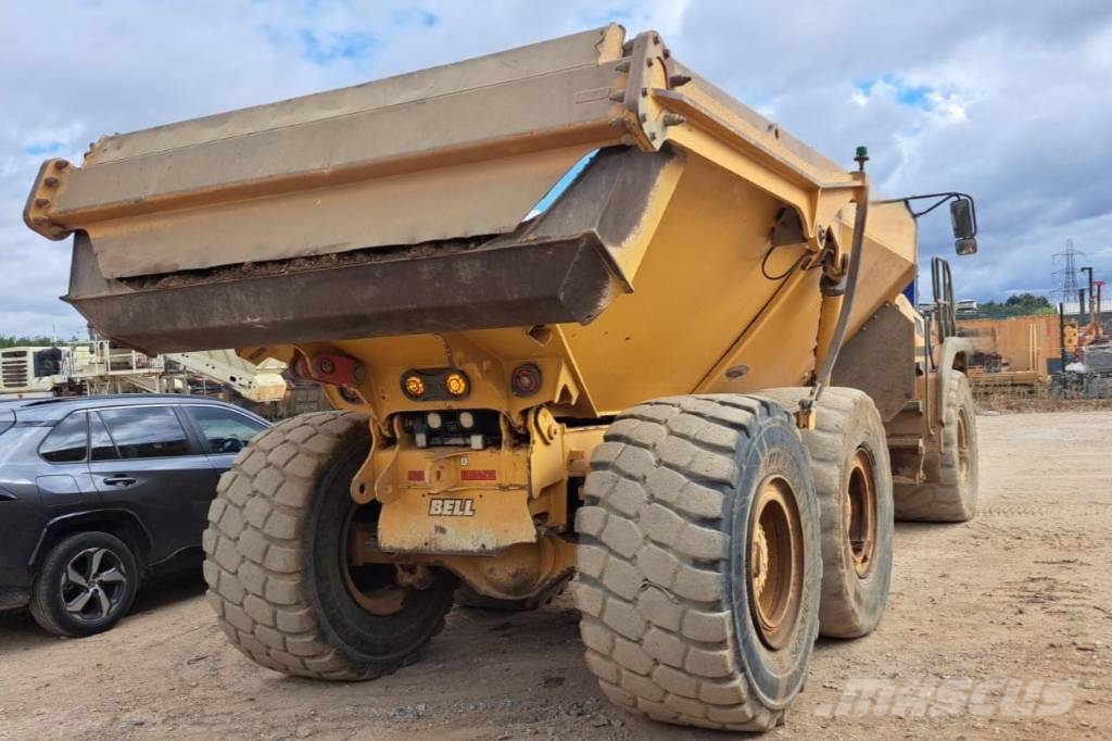Bell B 30 E Dumper - Knickgelenk