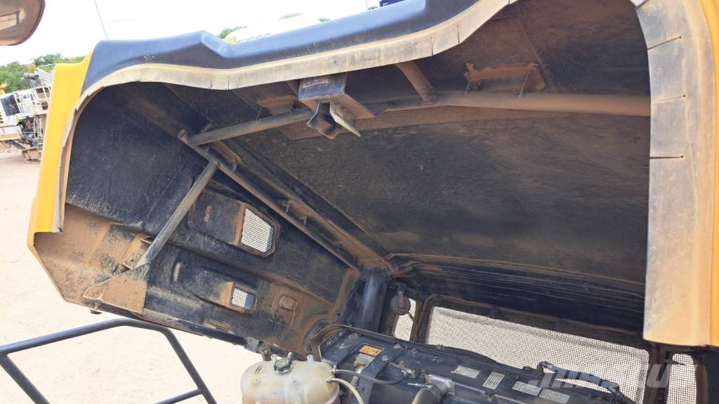 Bell B 30 E Dumper - Knickgelenk