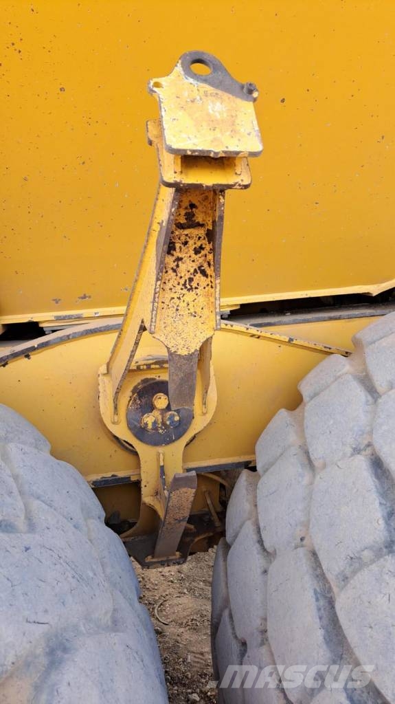 Bell B 30 E Dumper - Knickgelenk