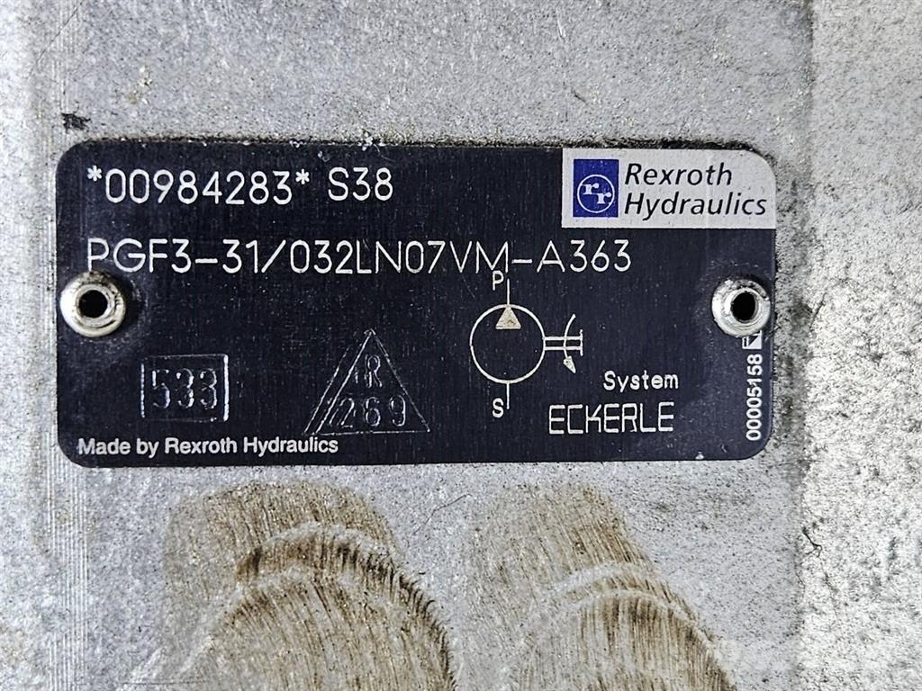 Steinbock WA13-API Elmo AB TSP132/4-180-T-Steering unit Hidravlika