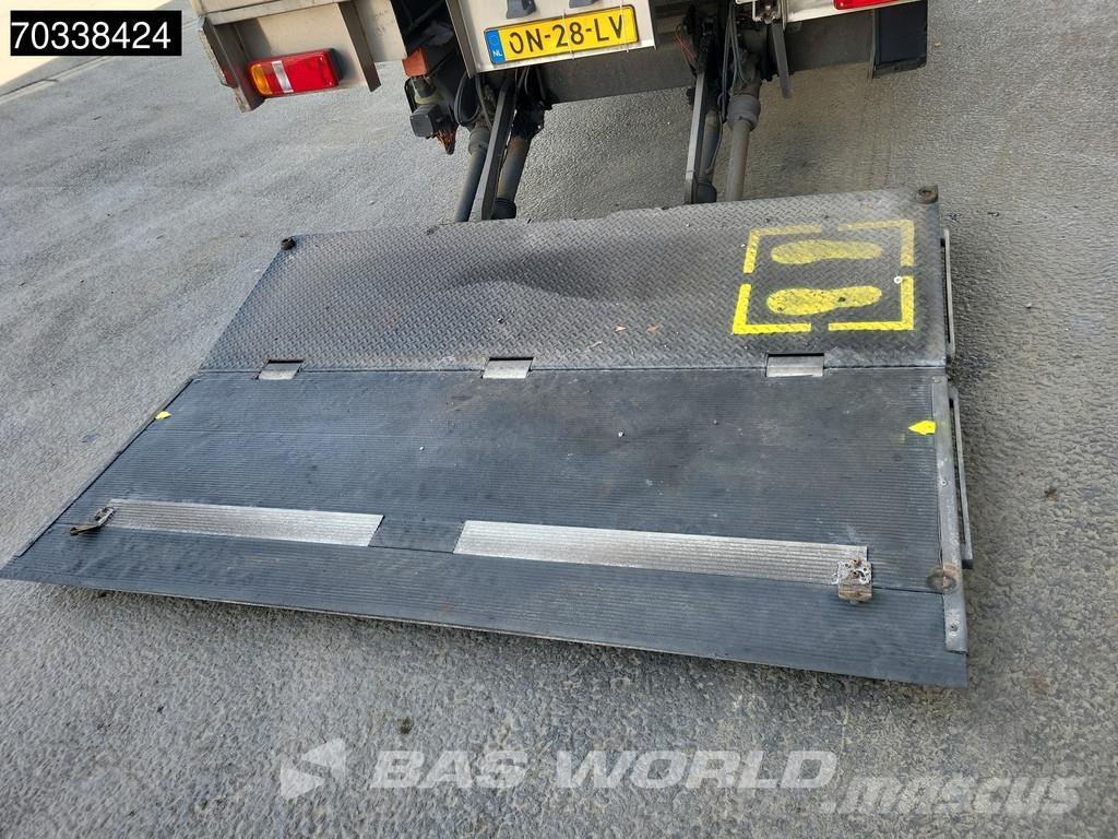 Heiwo HZO 39 3 axles Tailgate 250x260cm Semirremolques isotermos/frigoríficos
