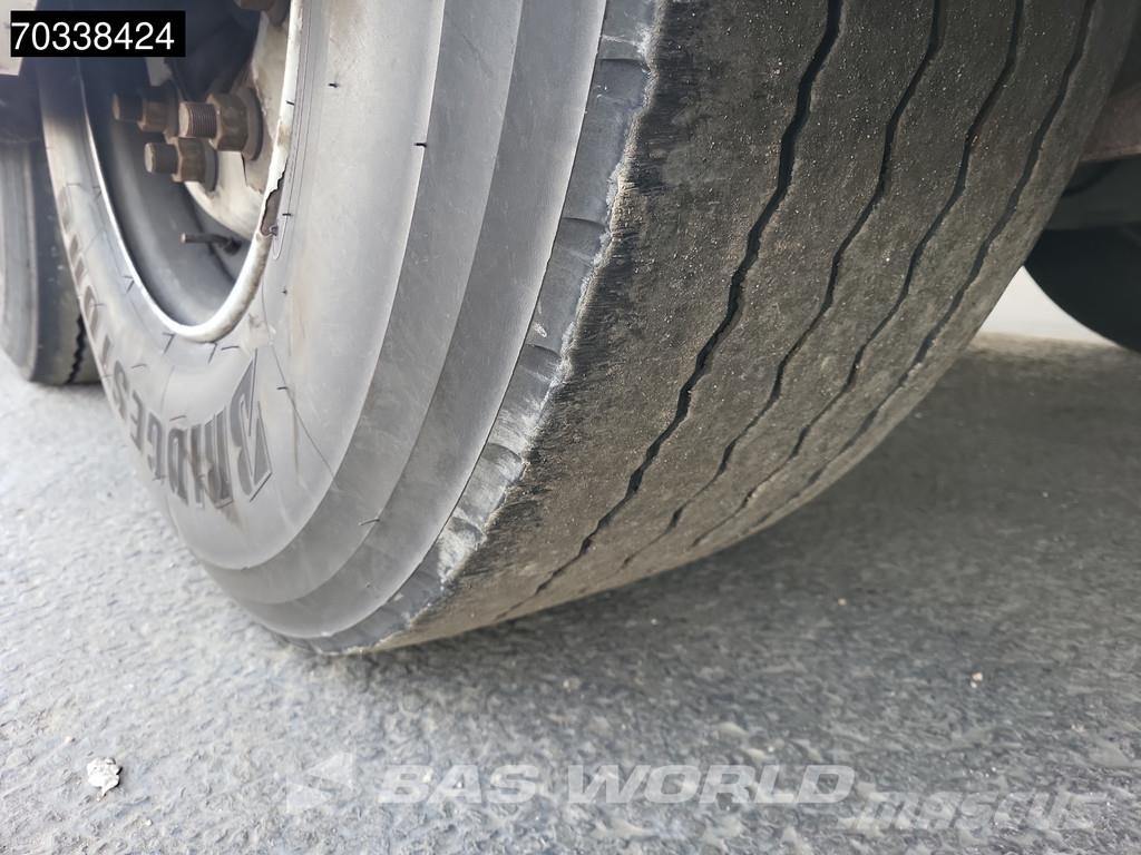Heiwo HZO 39 3 axles Tailgate 250x260cm Semirimorchi a temperatura controllata
