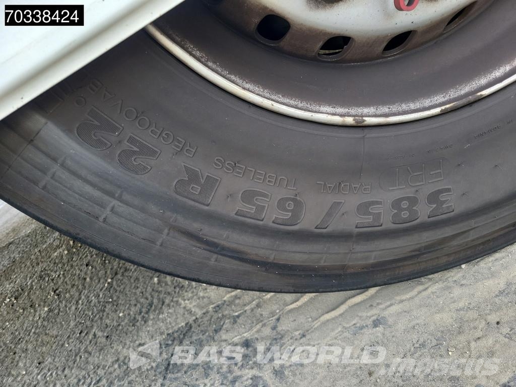 Heiwo HZO 39 3 axles Tailgate 250x260cm Semirimorchi a temperatura controllata