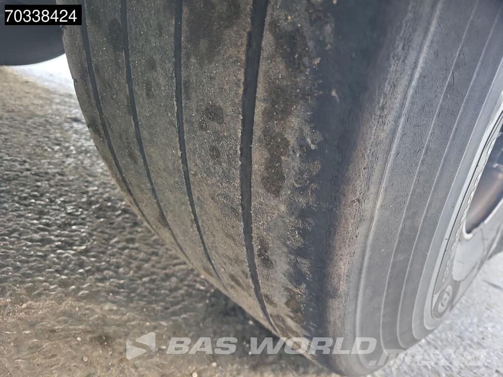 Heiwo HZO 39 3 axles Tailgate 250x260cm Semirimorchi a temperatura controllata