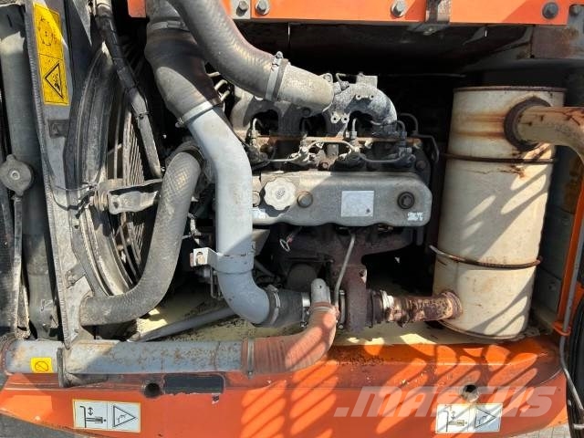 Hitachi ZX 160 W 轮式挖掘机