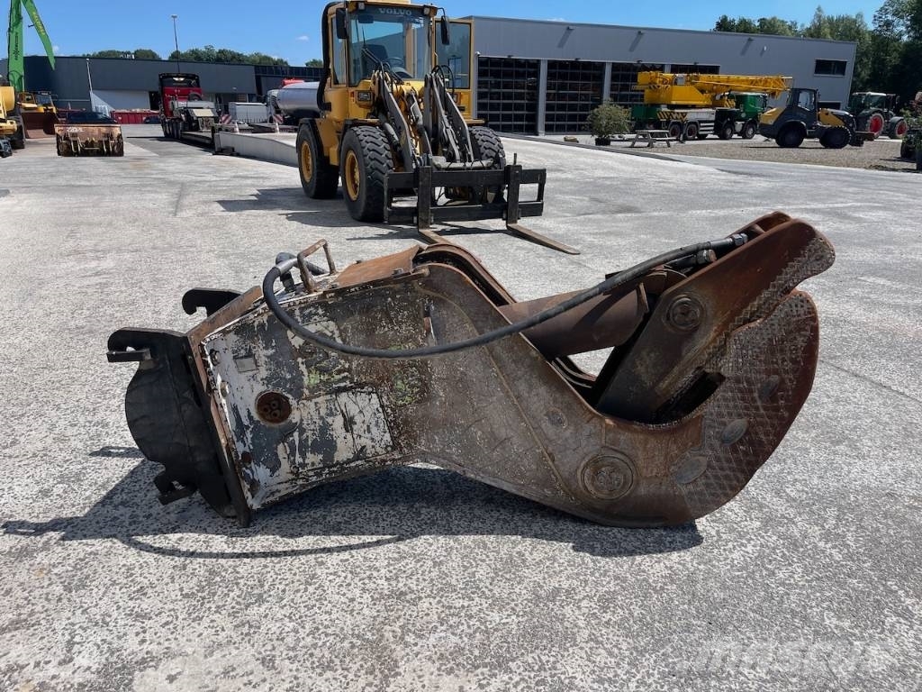 VTN VF18 PWS Beton vergruizer / Concrete crusher Építőipari Törőgépek