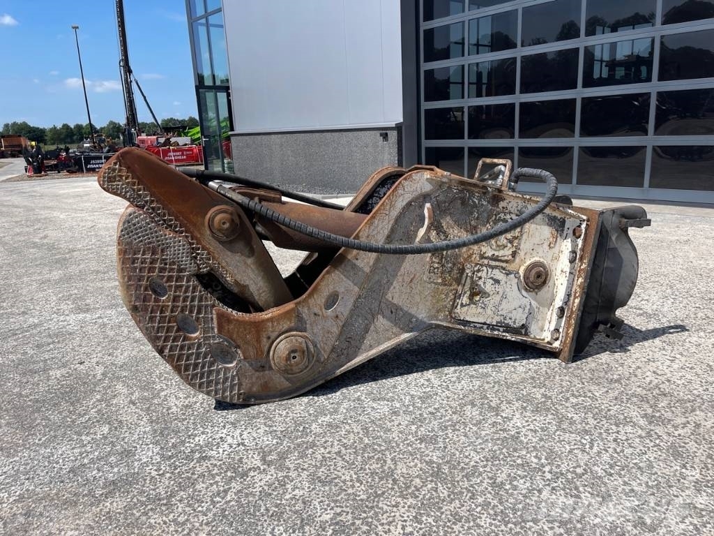 VTN VF18 PWS Beton vergruizer / Concrete crusher Építőipari Törőgépek