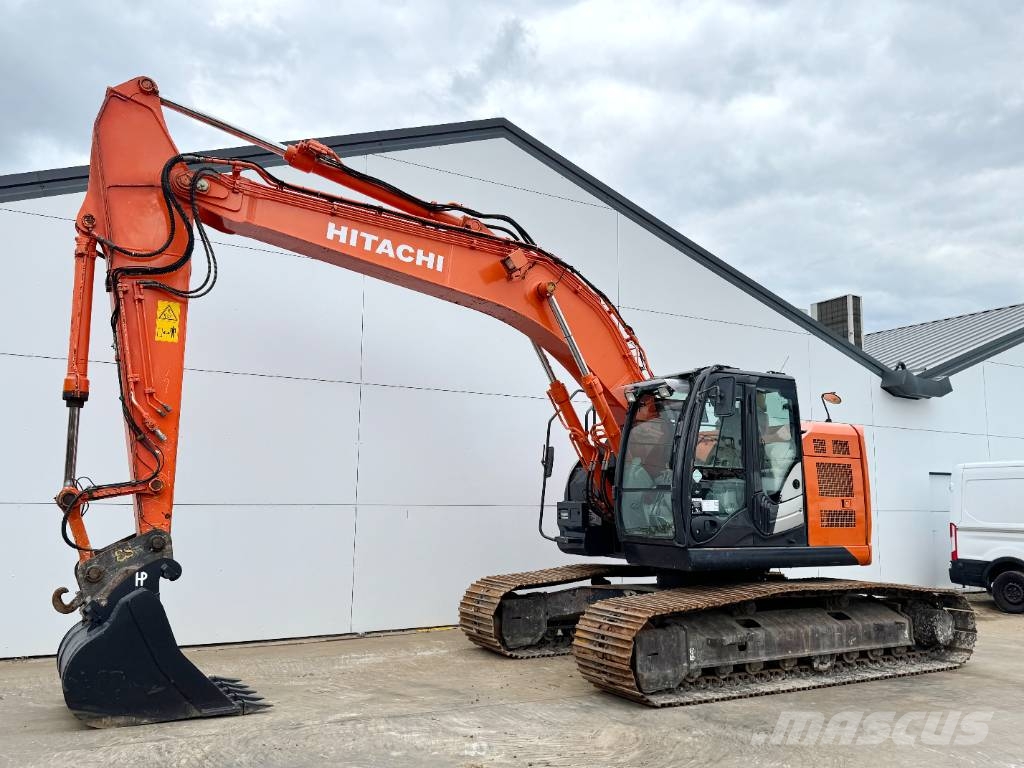 Hitachi ZX 225 US LC-5 B - Automatic Greasing / Camera, 2016