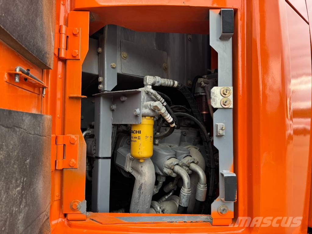 Hitachi ZX225 US LC-5 B - Automatic Greasing / Camera 履带挖掘机