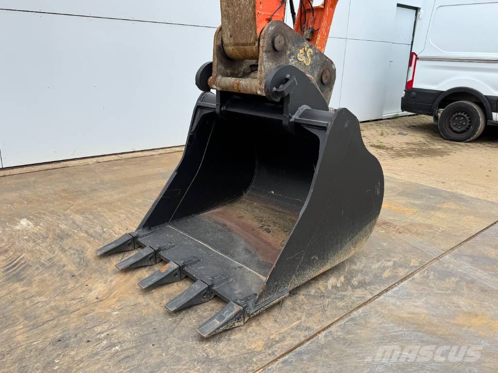 Hitachi ZX225 US LC-5 B - Automatic Greasing / Camera 履带挖掘机