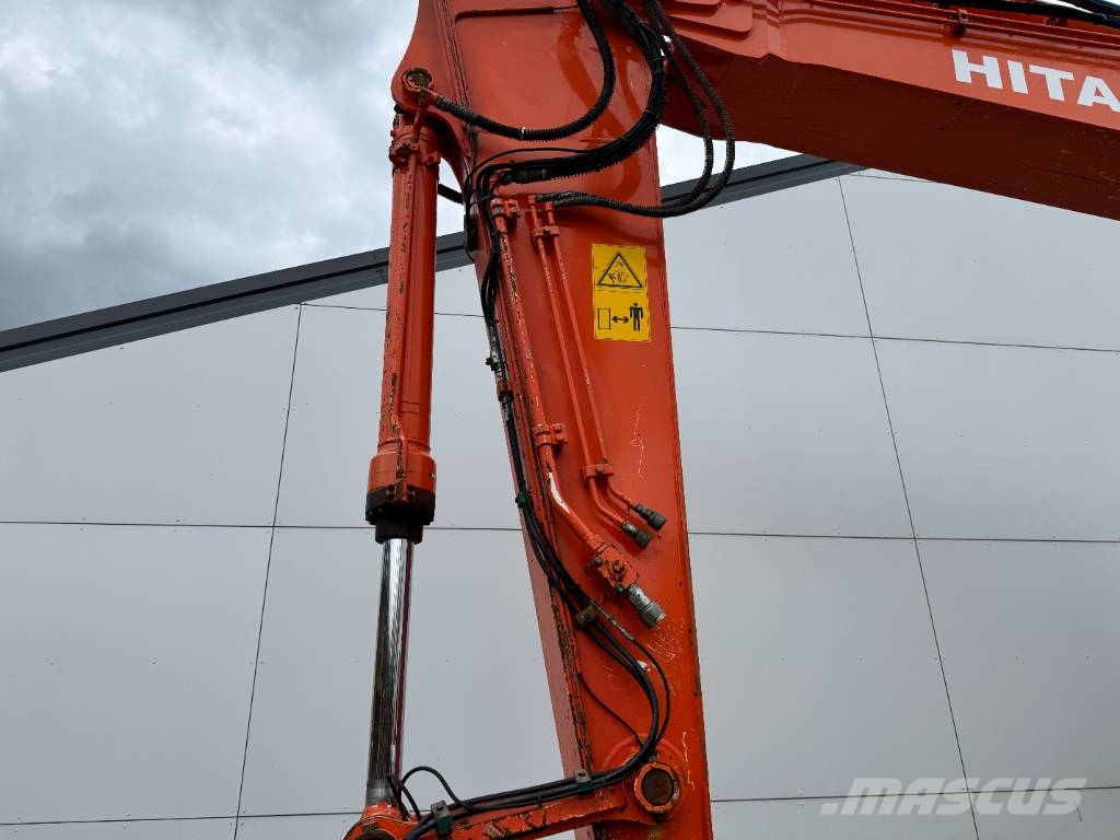 Hitachi ZX225 US LC-5 B - Automatic Greasing / Camera 履带挖掘机