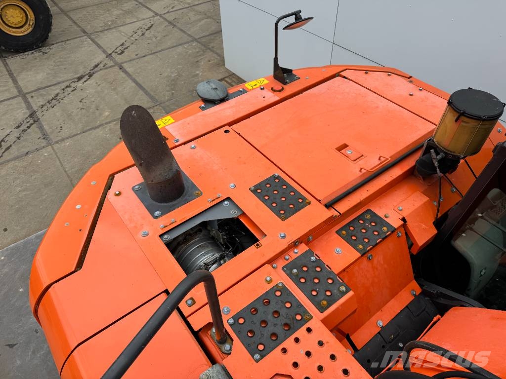 Hitachi ZX225 US LC-5 B - Automatic Greasing / Camera 履带挖掘机