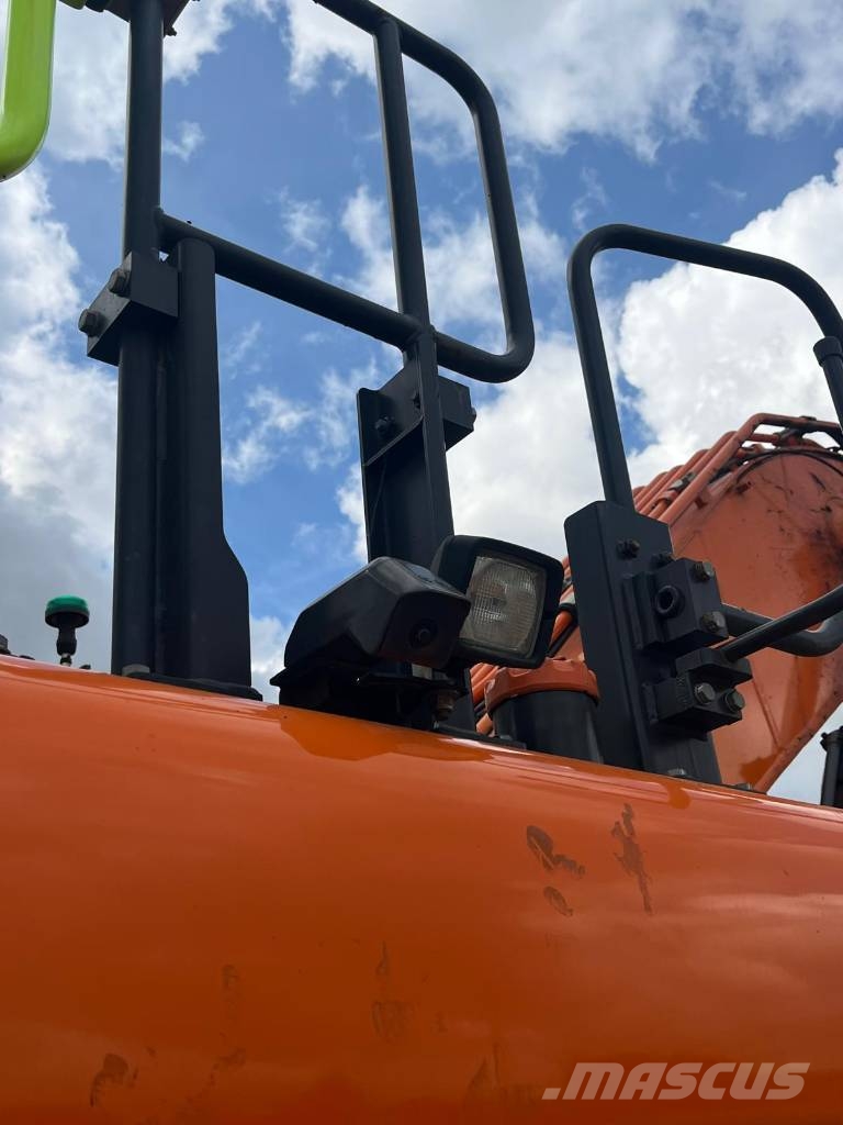 Doosan DX 300 LC-7 KOPARKA GĄSIENICOWA 2022 ROK Excavadoras de cadenas