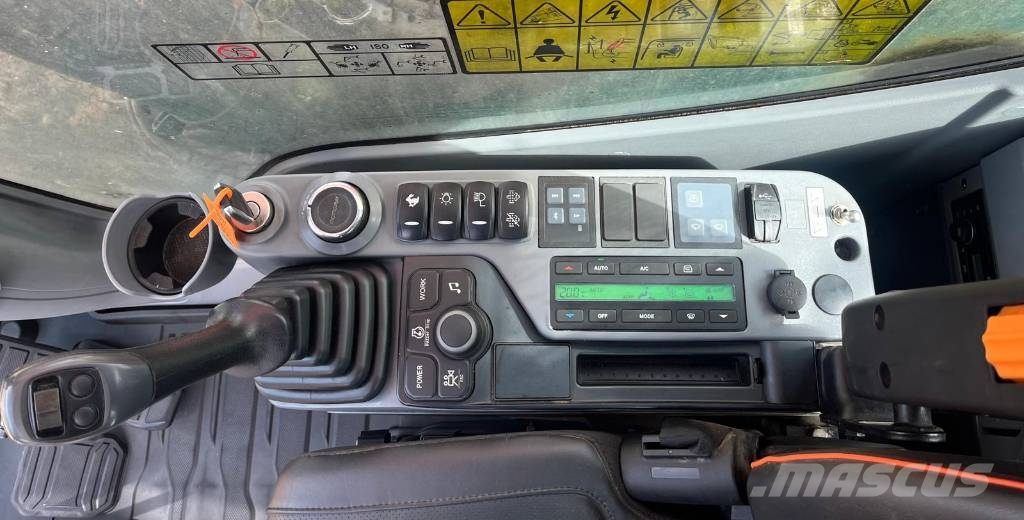 Doosan DX 300 LC-7 KOPARKA GĄSIENICOWA 2022 ROK Excavadoras de cadenas