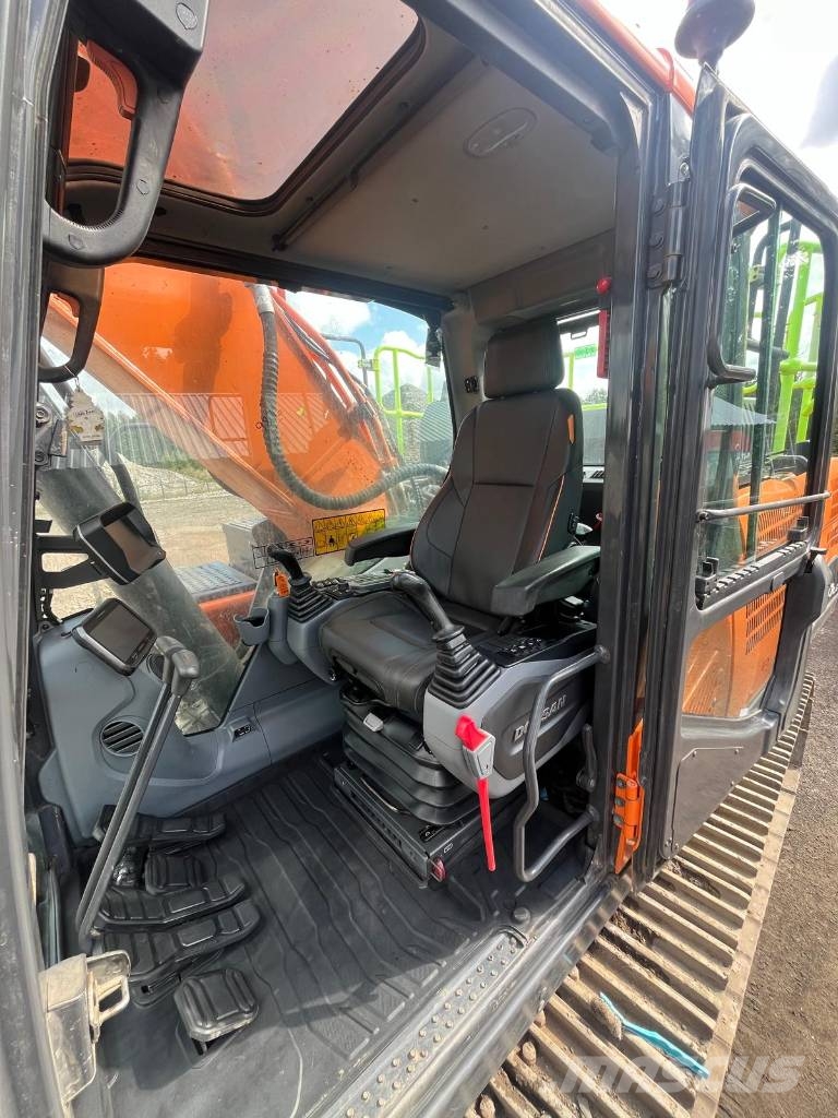 Doosan DX 300 LC-7 KOPARKA GĄSIENICOWA 2022 ROK Excavadoras de cadenas