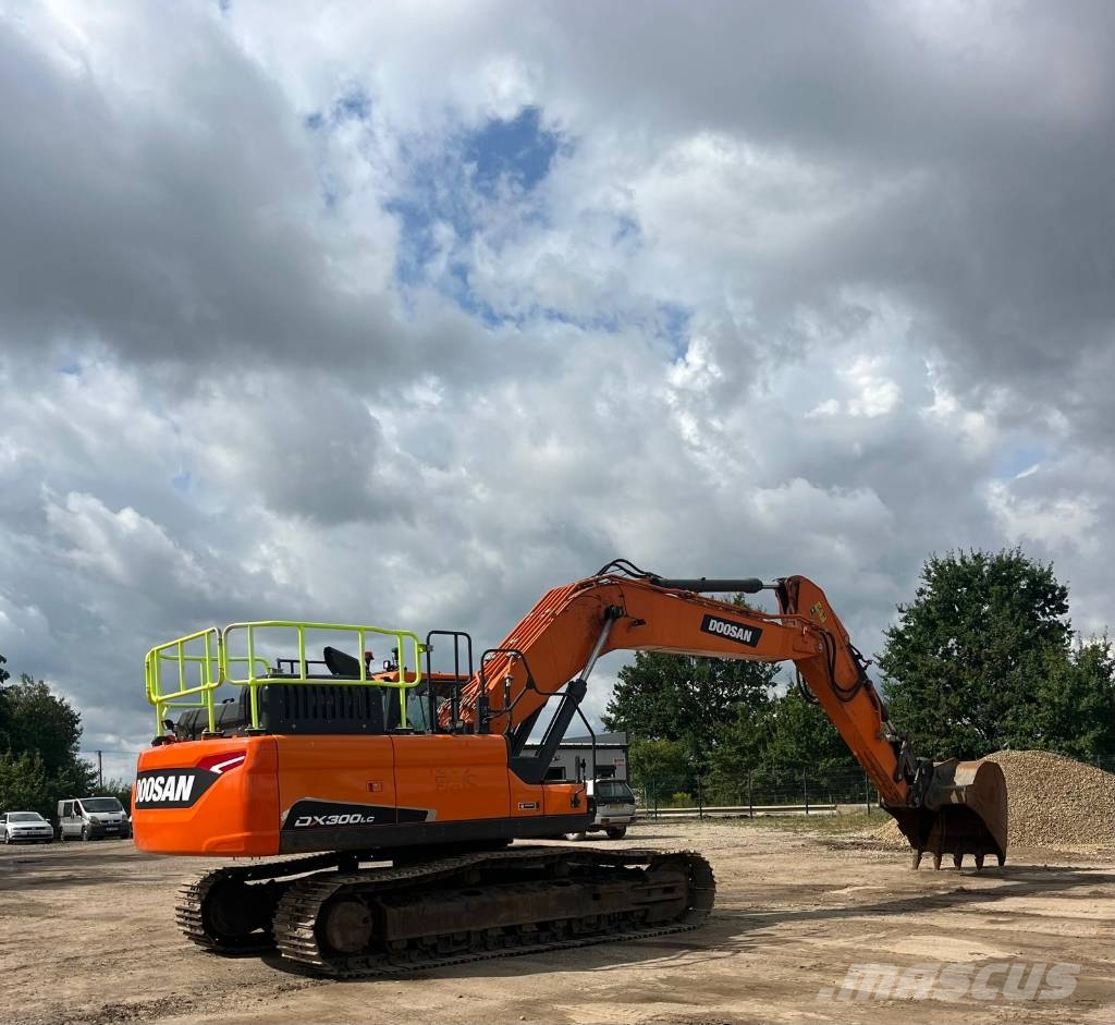 Doosan DX 300 LC-7 KOPARKA GĄSIENICOWA 2022 ROK Excavadoras de cadenas