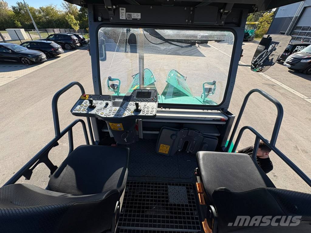 Vögele Super 1300-3i Asfaltsläggningsmaskiner