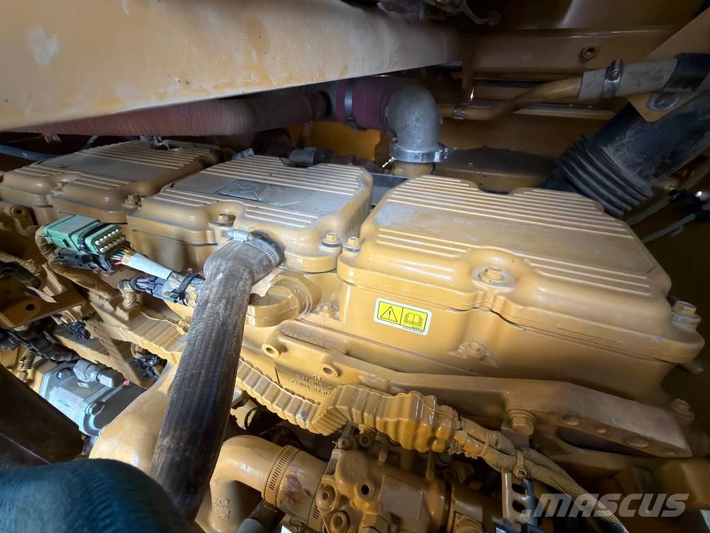 CAT 988K XE Wielgraafmachines