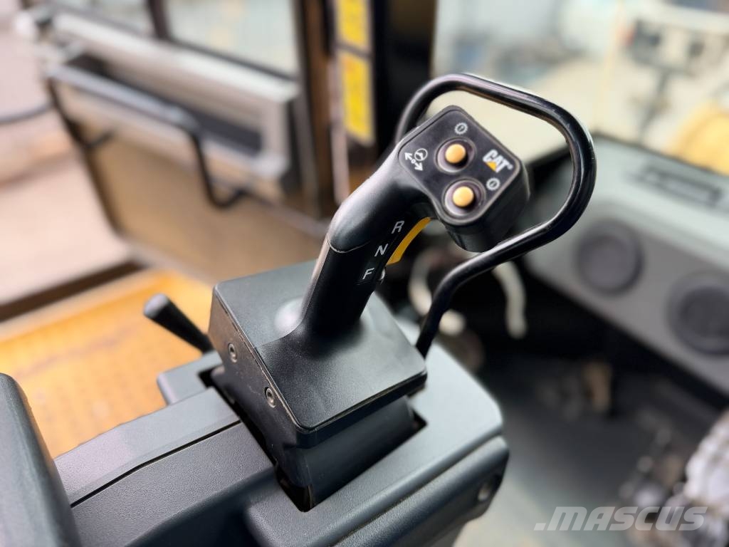 CAT 988K XE Wielgraafmachines