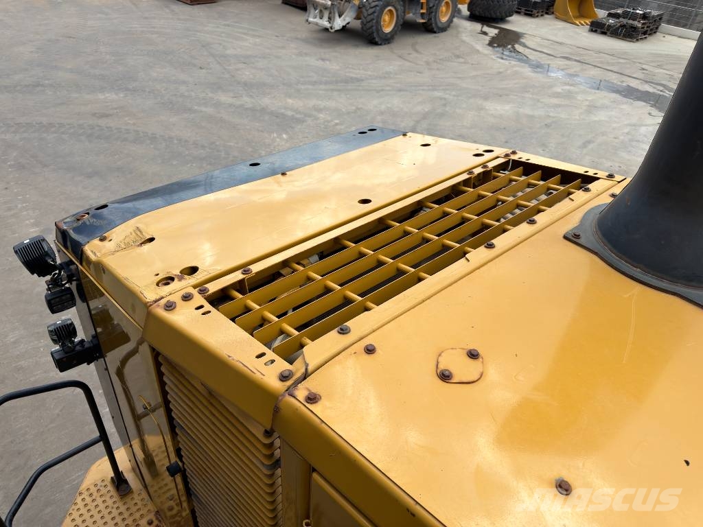 CAT 988K XE Wielgraafmachines