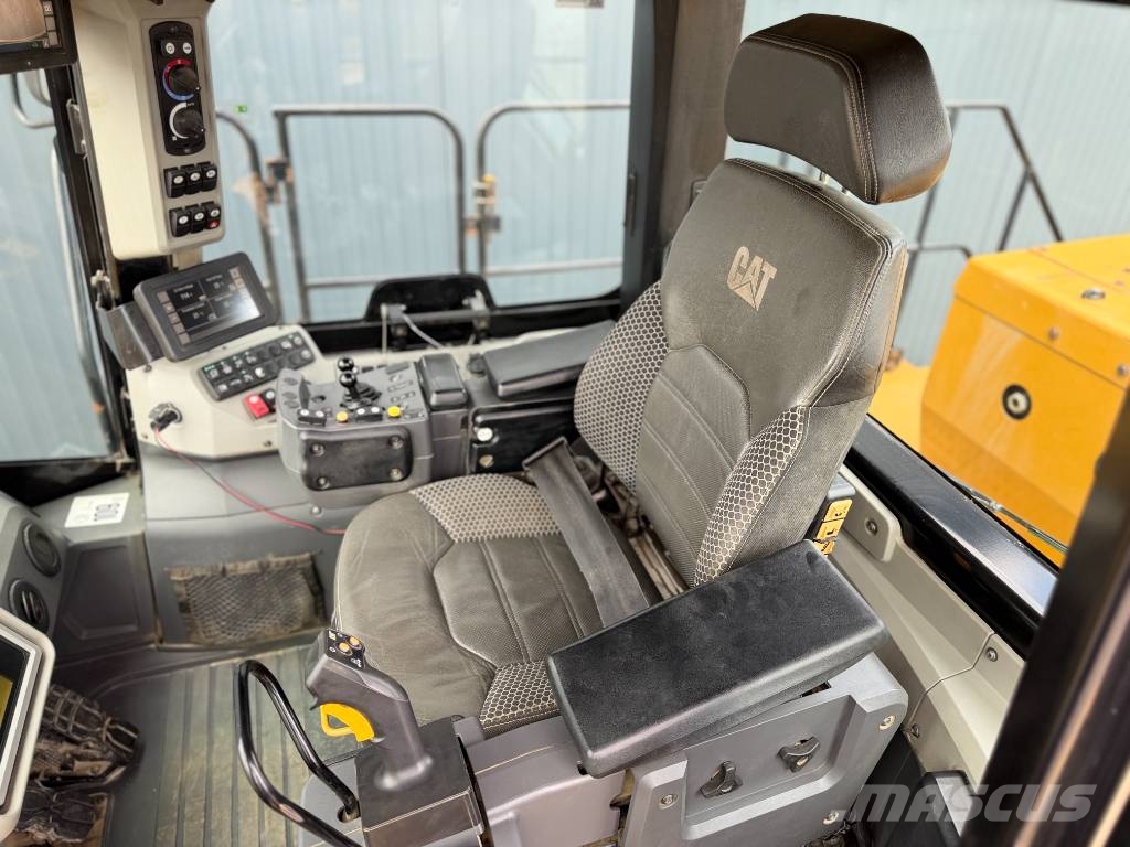 CAT 988K XE Wielgraafmachines