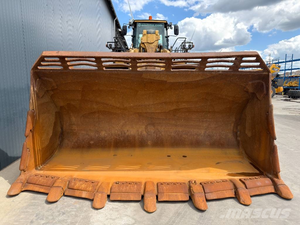 CAT 988K XE Wielgraafmachines
