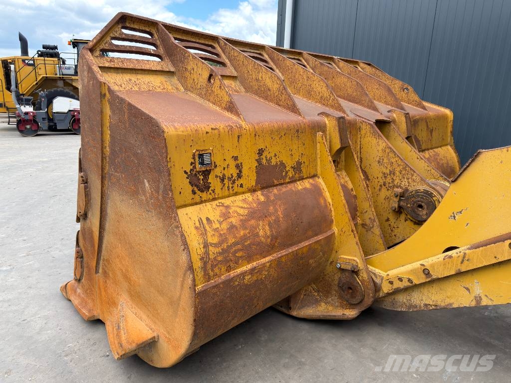 CAT 988K XE Wielgraafmachines