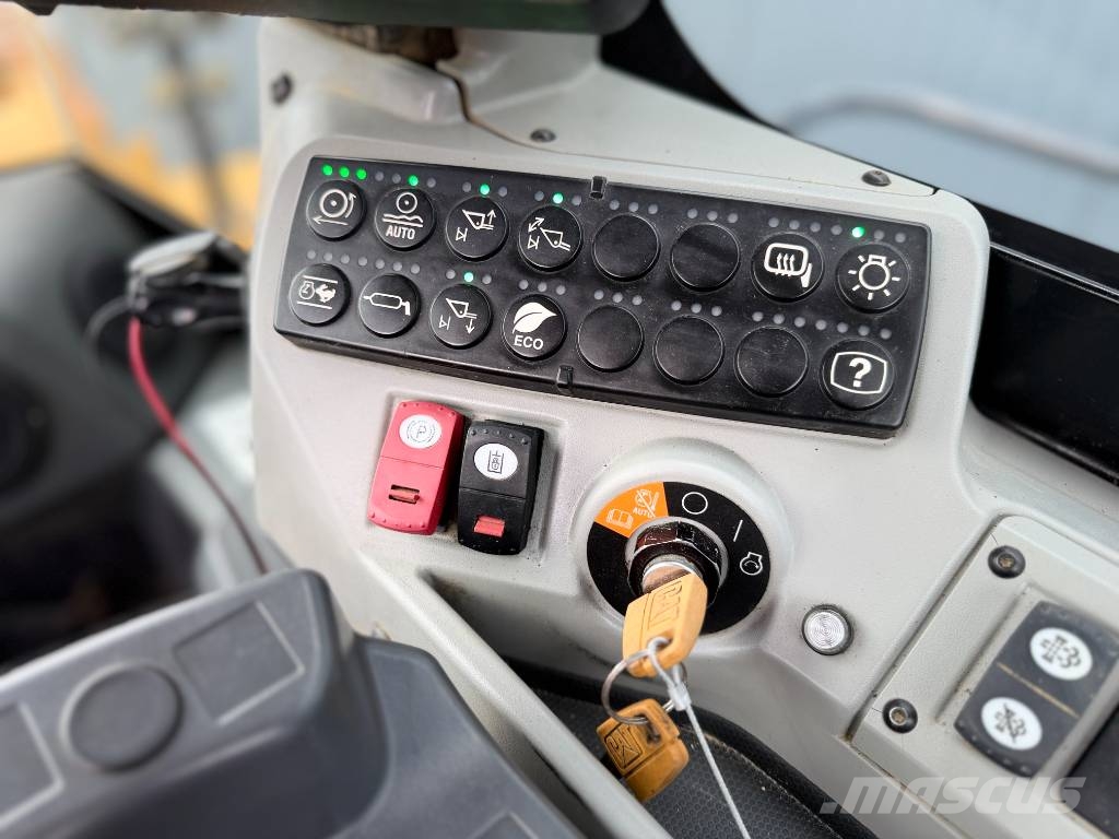 CAT 988K XE Wielgraafmachines