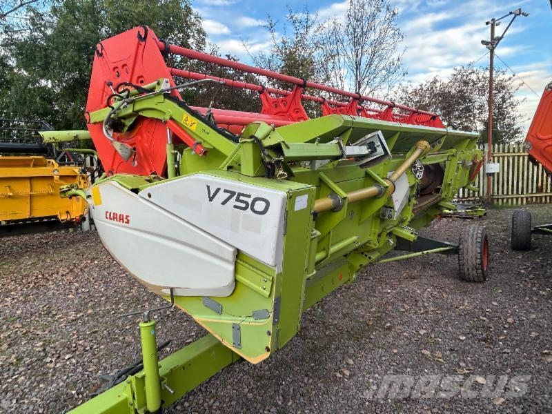 CLAAS LEXION 670 TERRA TRAC Combine de secerat
